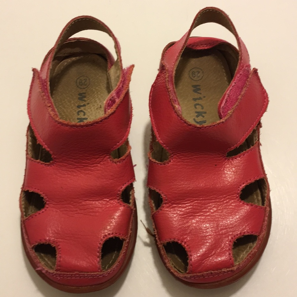 Girl’s size 29 Wicky Shoes